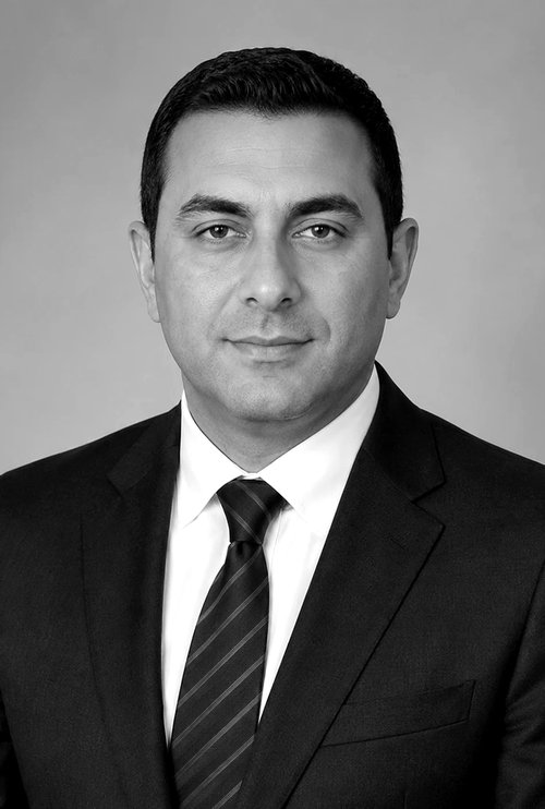 Dr. Julian Brandt